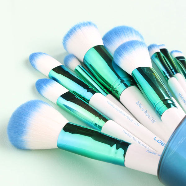 WHY AND HOW OFTEN SHOULD I WASH MY BRUSHES
