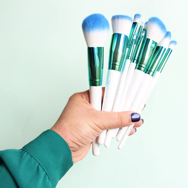 Essential basic makeup brush set | Loella Cosmetics